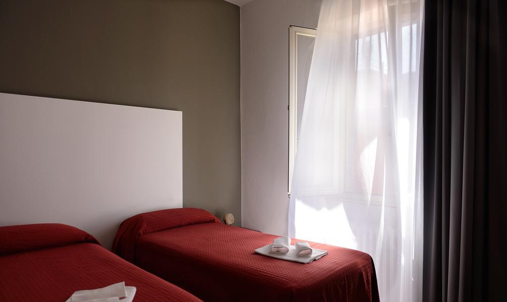 佛罗伦萨皮克拉酒店 菲伦佐拉 客房 照片
